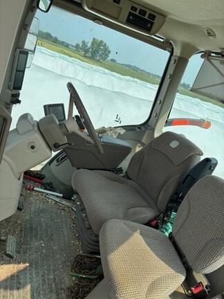 Image of John Deere 7230R equipment image 3