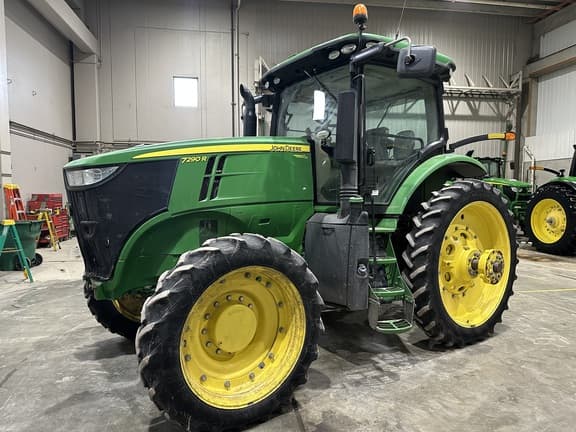 Image of John Deere 7290R equipment image 3