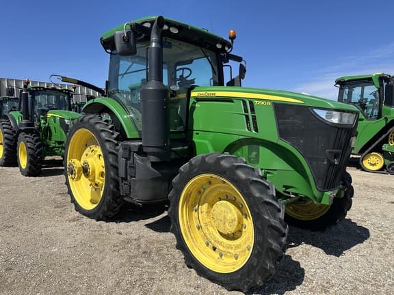 Image of John Deere 7290R equipment image 1