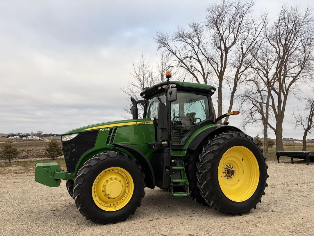 Image of John Deere 7290R Primary image