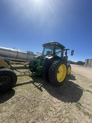Image of John Deere 8245R equipment image 2