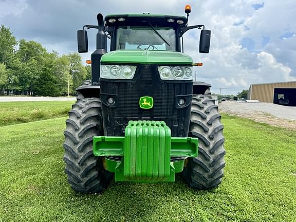 Image of John Deere 8245R equipment image 2