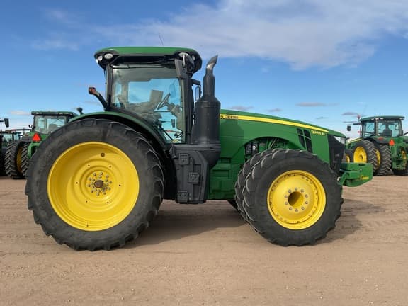 Image of John Deere 8245R equipment image 3