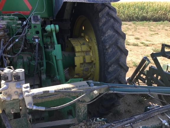 Image of John Deere 8295R equipment image 4