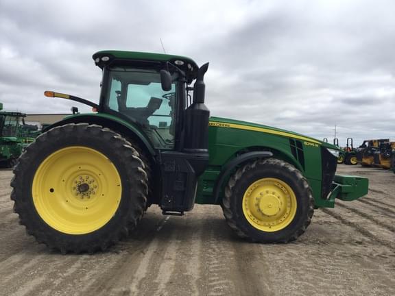 Image of John Deere 8295R equipment image 4