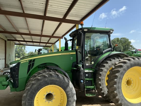 Image of John Deere 8320R equipment image 3