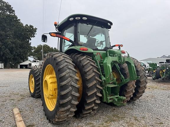 Image of John Deere 8320R equipment image 2