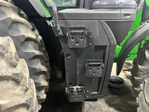 Image of John Deere 8345R equipment image 4