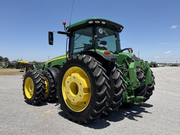 Image of John Deere 8345R equipment image 2