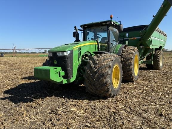 Image of John Deere 8370R Primary image