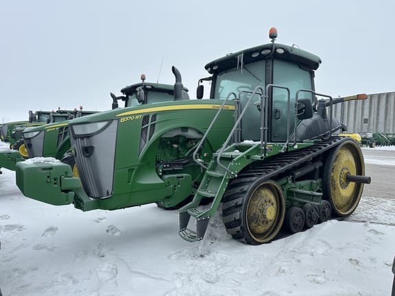 Image of John Deere 8370RT equipment image 2