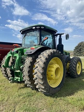 Image of John Deere 8400R equipment image 4