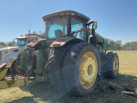 Image of John Deere 8400R equipment image 2