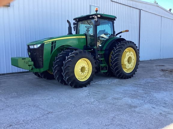Image of John Deere 8400R equipment image 1