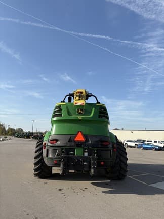 Image of John Deere 8600 equipment image 2