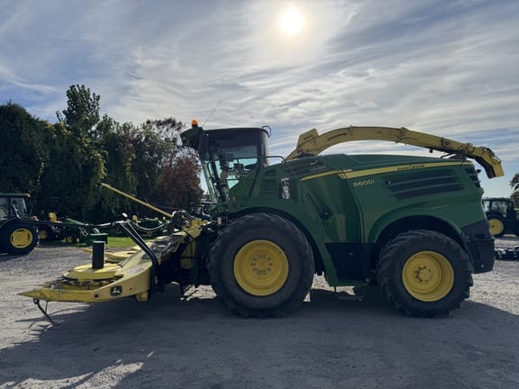 2017 John Deere 8600 Equipment Image0