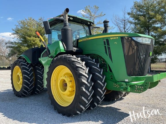 2017 John Deere 9420R Equipment Image0