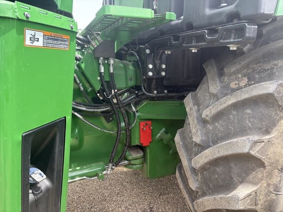 Image of John Deere 9420R equipment image 4