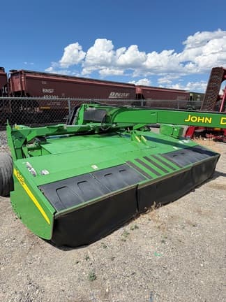 Image of John Deere 946 equipment image 4
