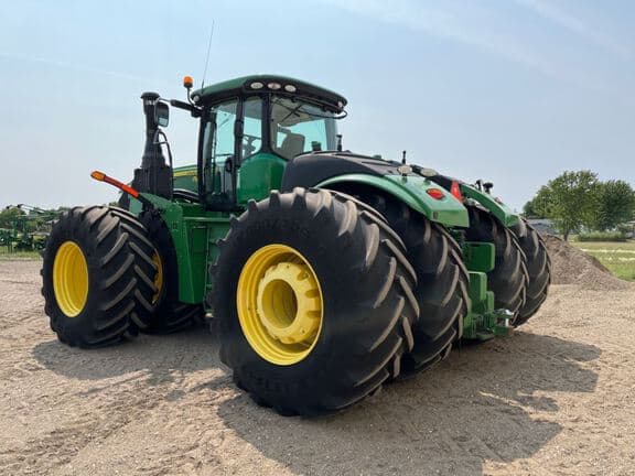 Image of John Deere 9520R equipment image 2