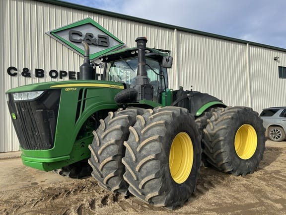 2017 John Deere 9570R Equipment Image0