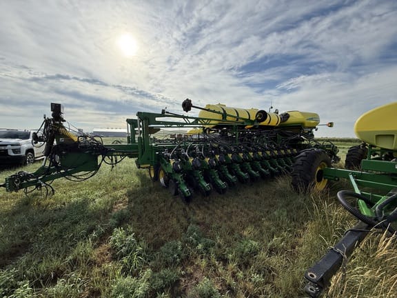 2017 John Deere DB60 Equipment Image0