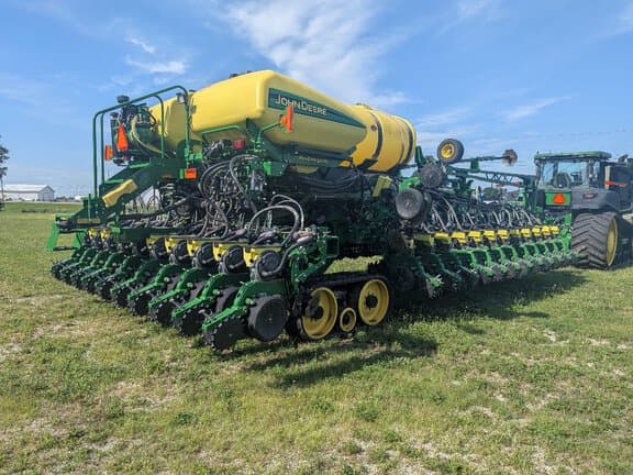 Image of John Deere DB60 equipment image 4