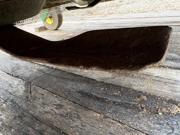 Image of John Deere MX10 equipment image 3