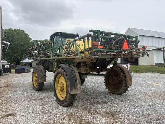 Image of John Deere R4023 equipment image 4