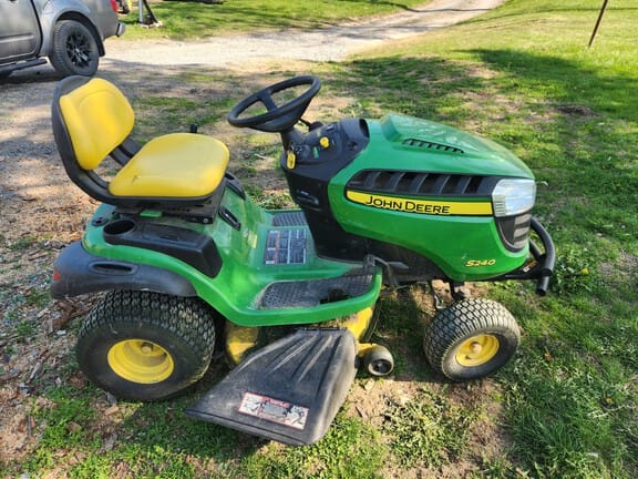 Main image John Deere S240