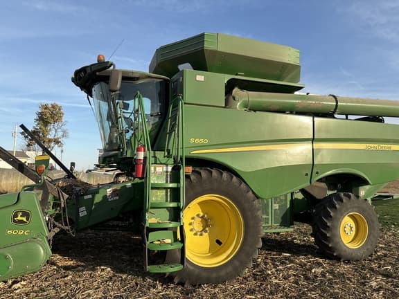 Image of John Deere S660 Primary image