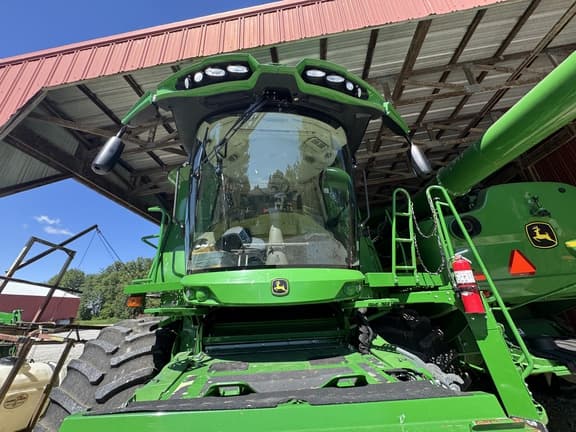 Image of John Deere S660 equipment image 3