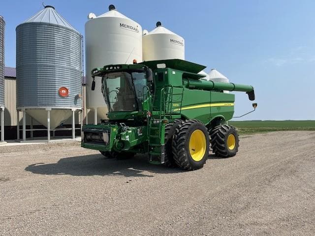 Image of John Deere S670 Primary image