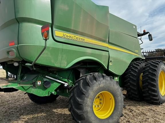 Image of John Deere S680 equipment image 2