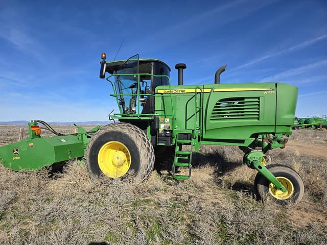 Image of John Deere W235 equipment image 1