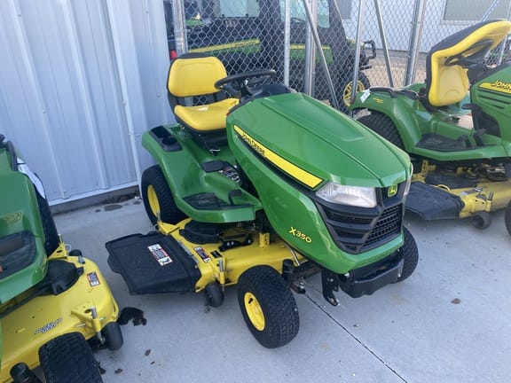 2017 John Deere X350 Equipment Image0
