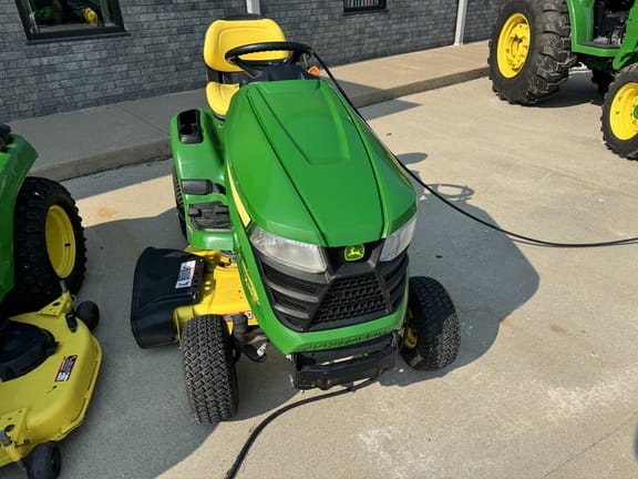 2017 John Deere X350 Equipment Image0