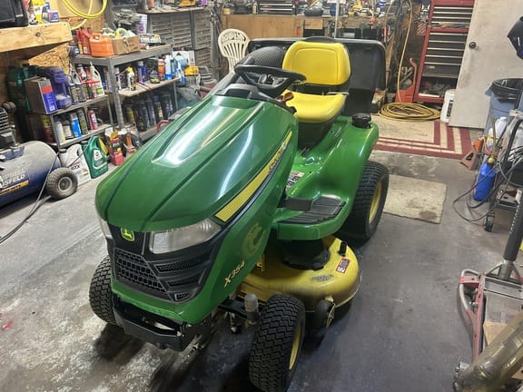 2017 John Deere X354 Equipment Image0