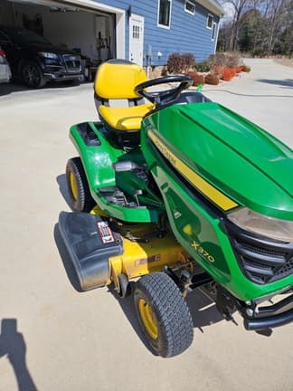 Image of John Deere X370 Primary image