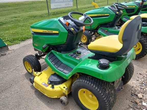Image of John Deere X380 equipment image 3