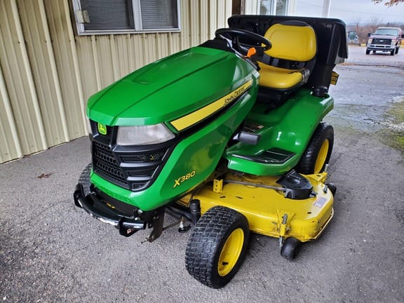 2017 John Deere X380 Equipment Image0
