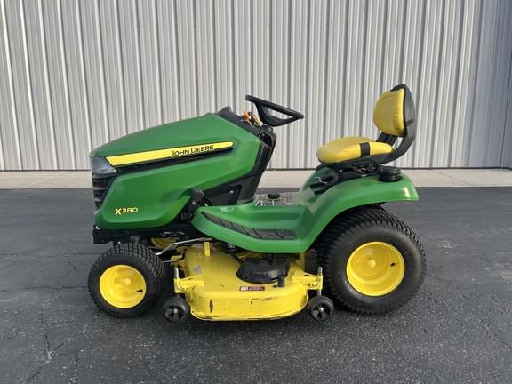 Image of John Deere X380 equipment image 1
