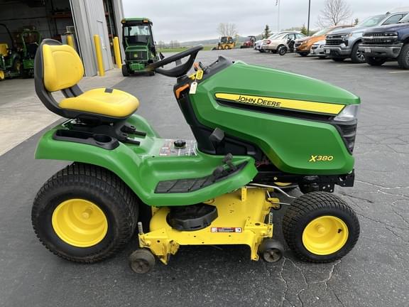 Image of John Deere X380 equipment image 4