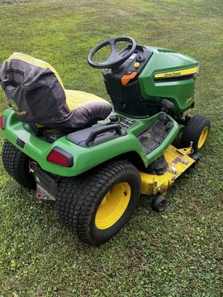 Image of John Deere X580 equipment image 4
