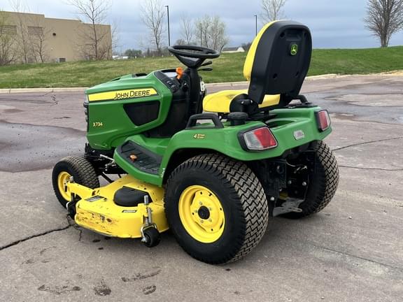 Image of John Deere X734 equipment image 3