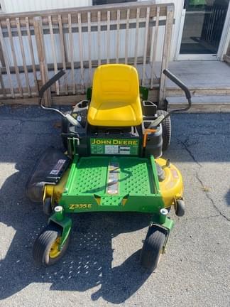 Image of John Deere Z335E Image 1