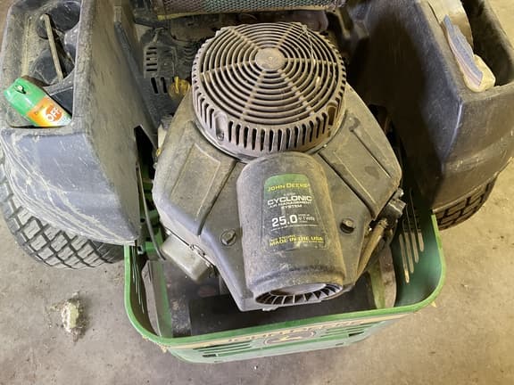 Image of John Deere Z535M equipment image 3