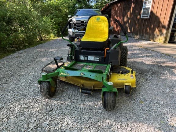 Image of John Deere Z540R equipment image 3