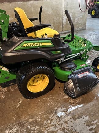 Image of John Deere Z915E equipment image 3