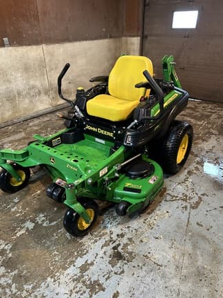 Image of John Deere Z915E equipment image 1